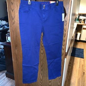 NWT Elle cobalt denim capris 12